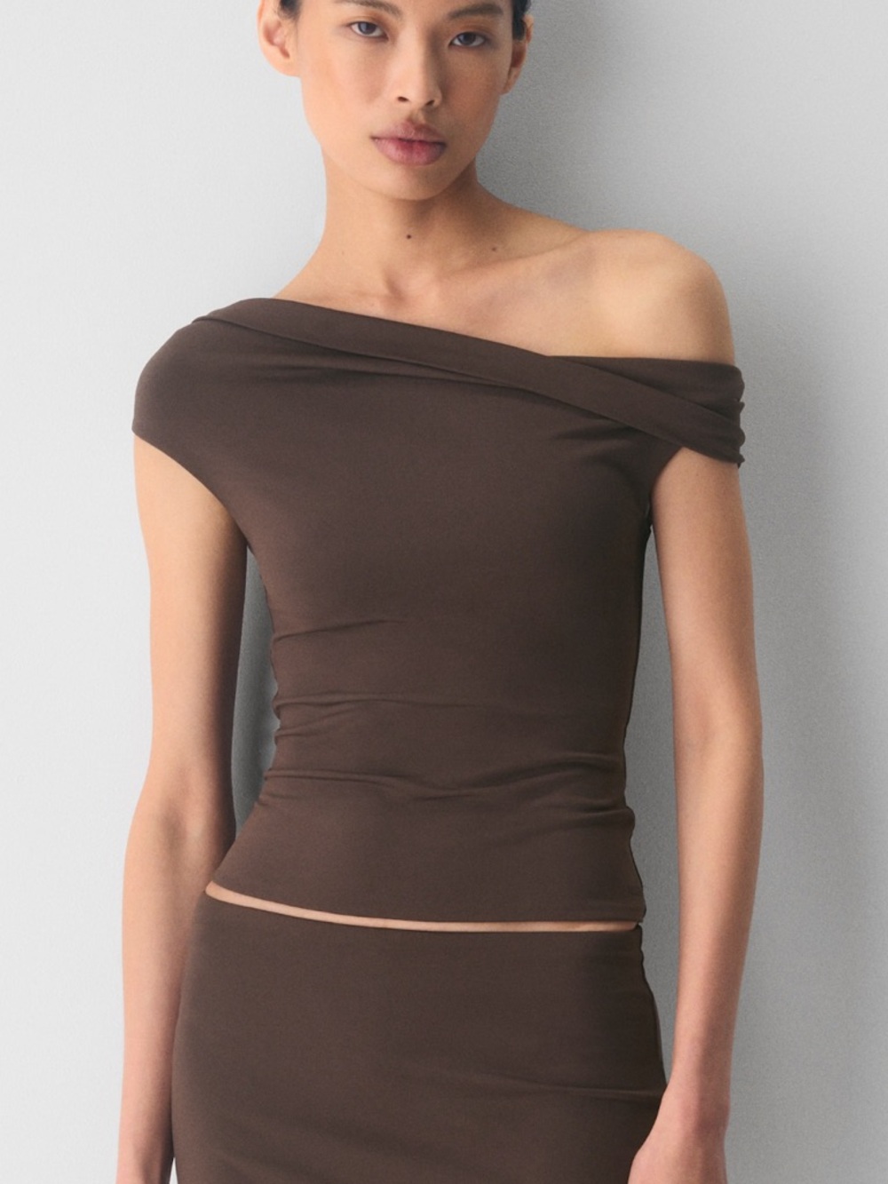 Aritzia Original Contour Ravish Top in Rich Mocha Brown Off Shoulder Tank New